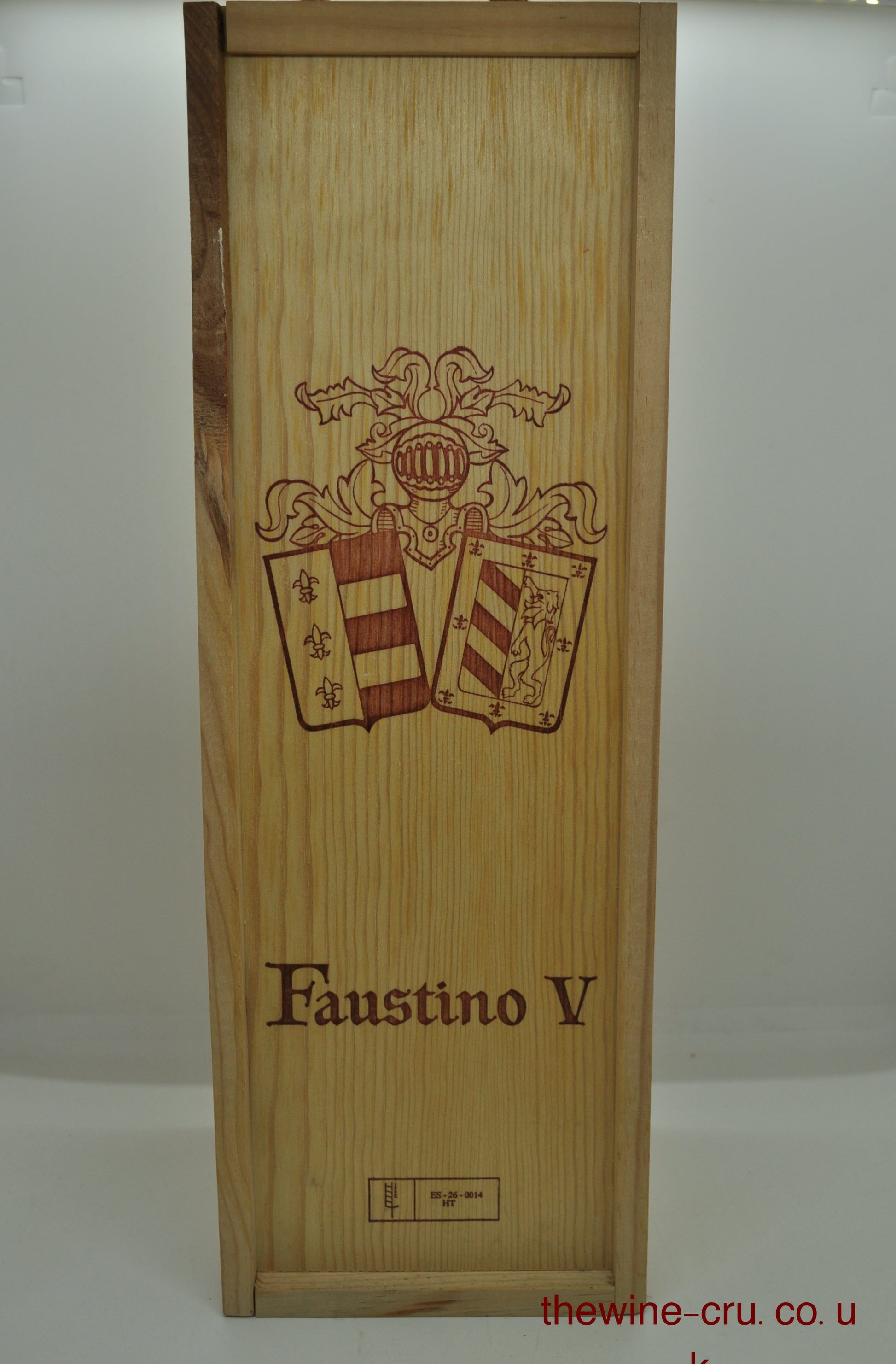 Faustino V Reserva 2006 magnum branded wooden box.