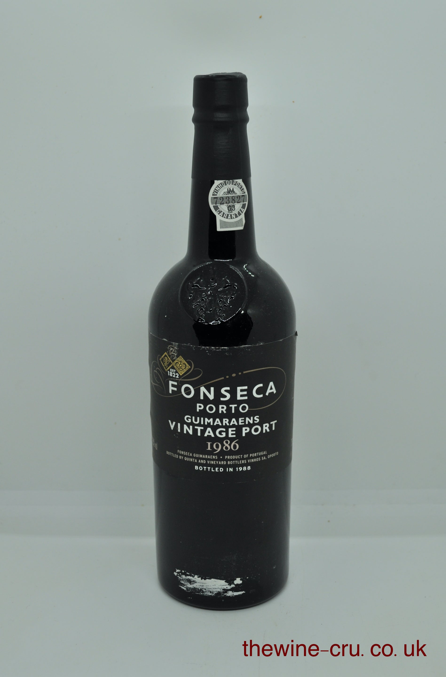 1986 vintage port wine. Immediate delivery. Free local delivery. Gift wrapping available.