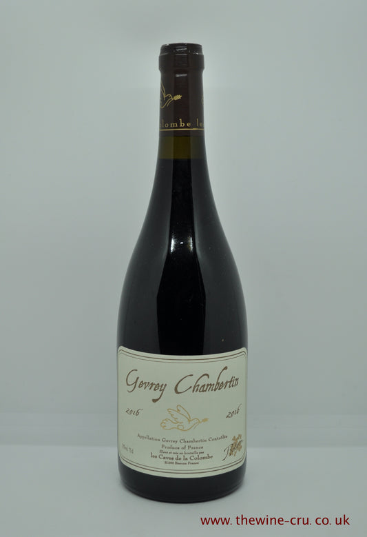 2016 vintage red wine. Gevrey Chambertin Les Caves De La Colombe 2016. Burgundy, France. The bottle is in excellent condition. Immediate delivery. Free local delivery. Gift wrapping available.