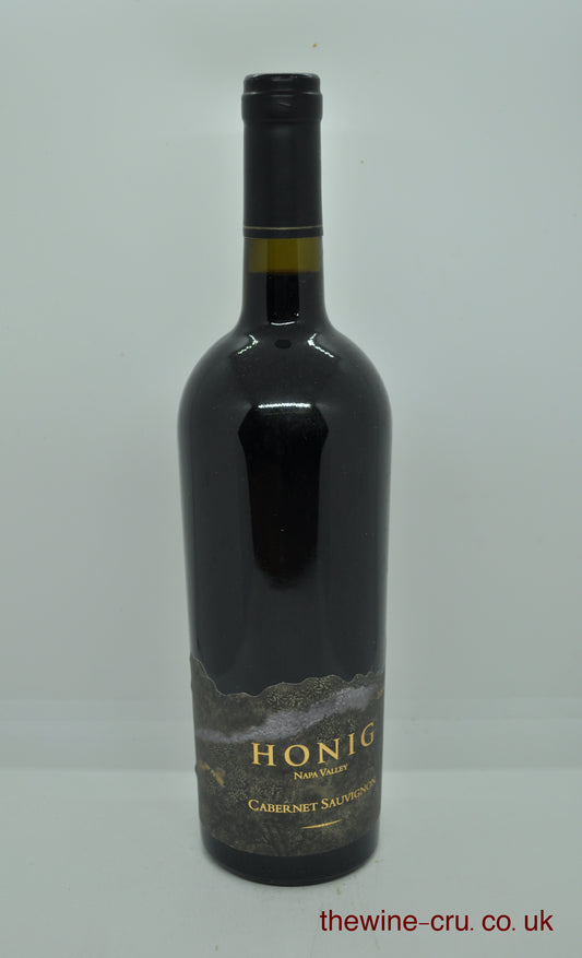 2006 vintage red wine. The bottle is in excellent condition. Immediate delivery. Free local delivery. Gift wrapping available.