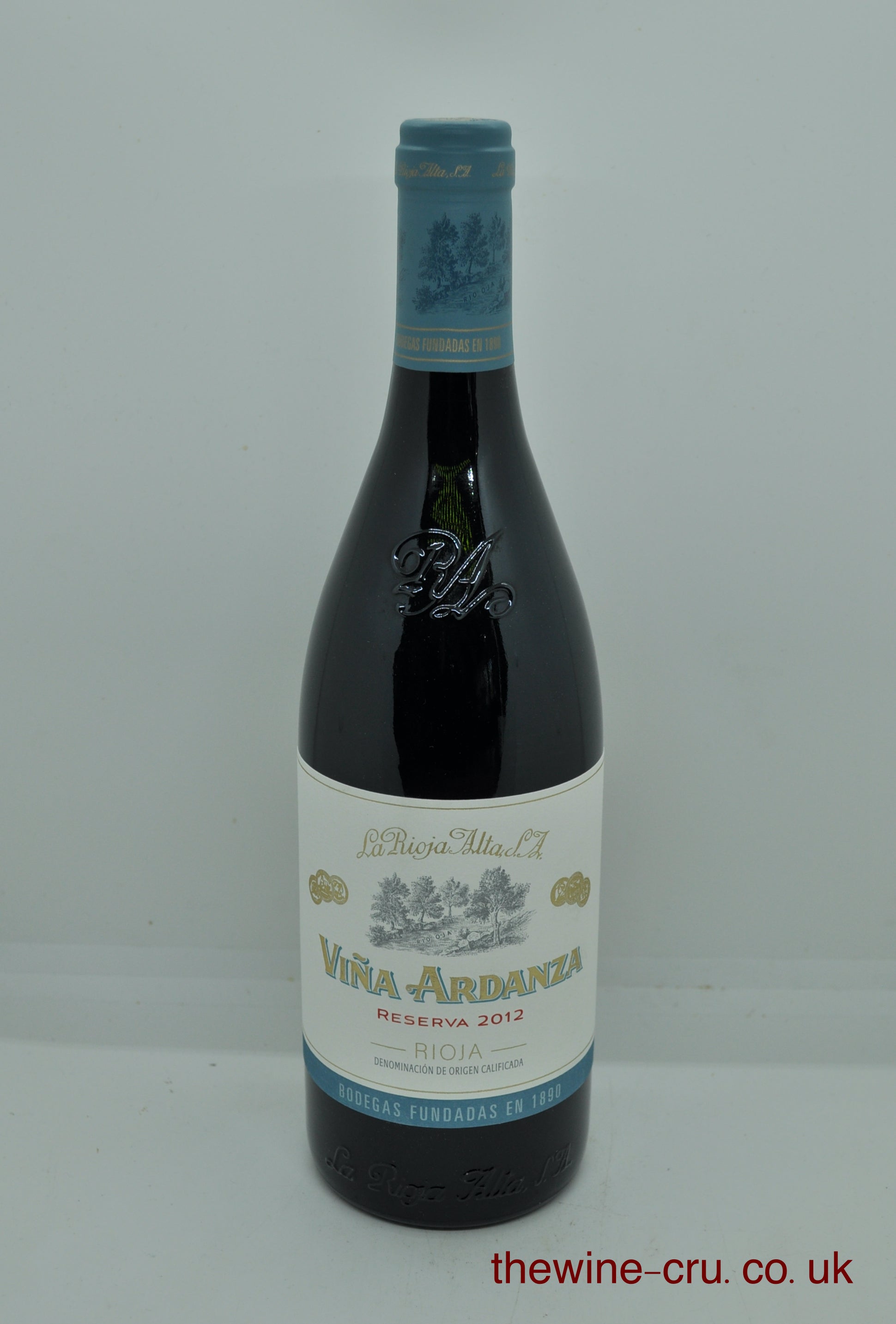2012 vintage red wine. The bottle is in excellent condition. Immediate delivery. Free local delivery. Gift wrapping available.