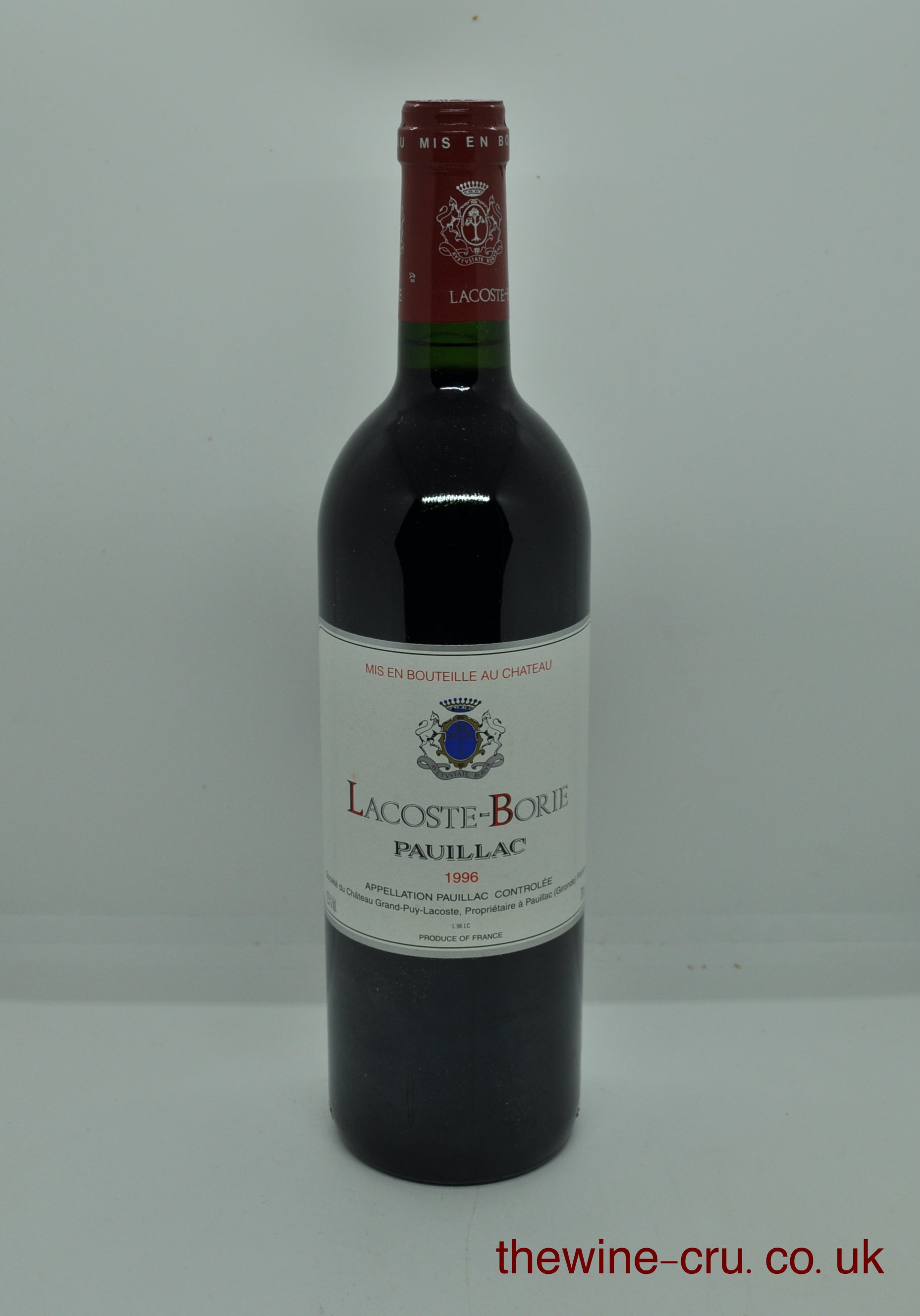 1996 vintage red wine. The bottle is in excellent condition. Immediate delivery. Free local delivery. Gift wrapping available.