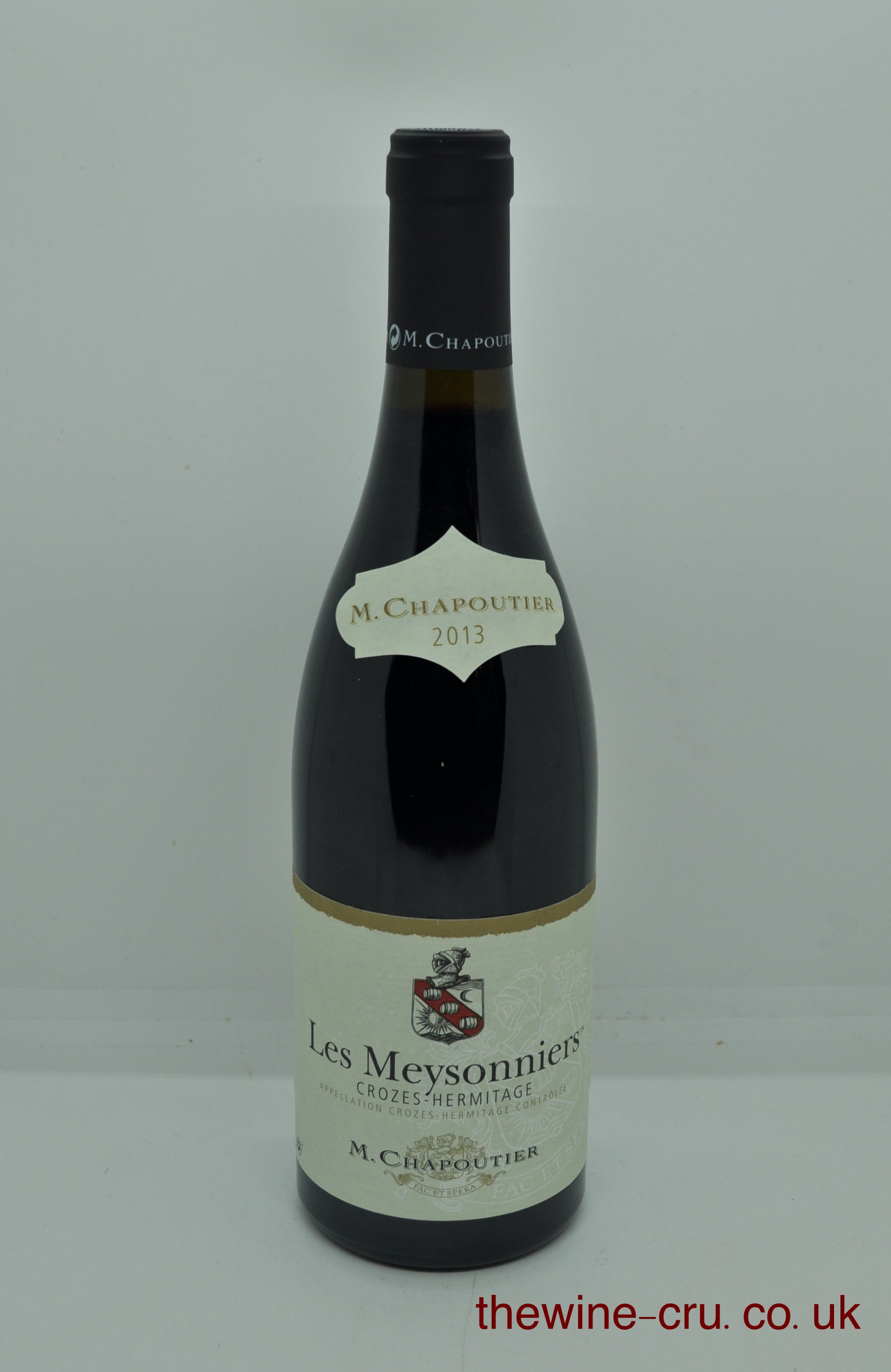 2013 vintage red wine. The bottle is in excellent condition. Immediate delivery. Free local delivery. Gift wrapping available.