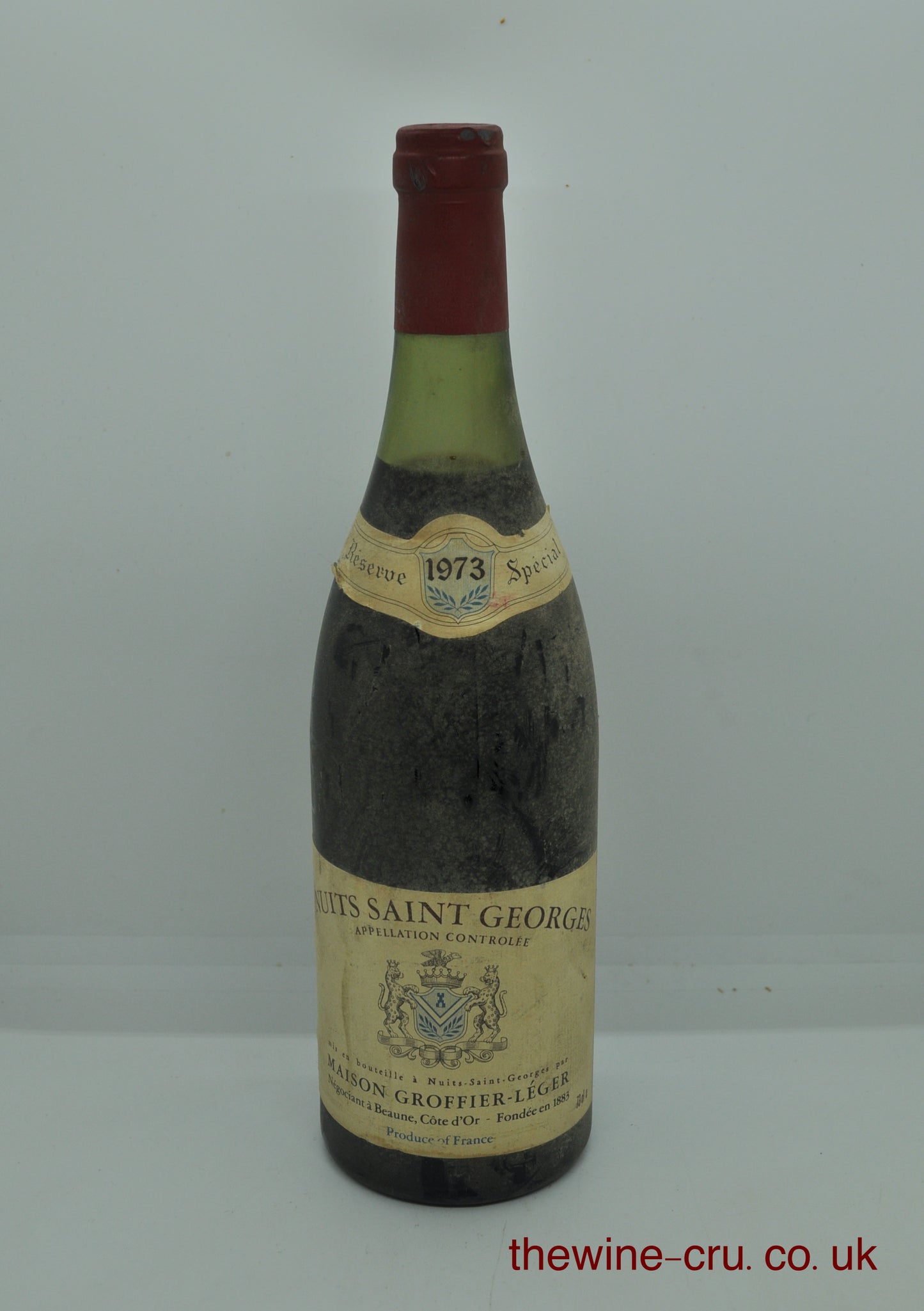 1973 vintage red wine. The bottle is in good general condition, but the bottle and label are cellar dirty. Immediate delivery. Free local delivery. Gift wrapping available.