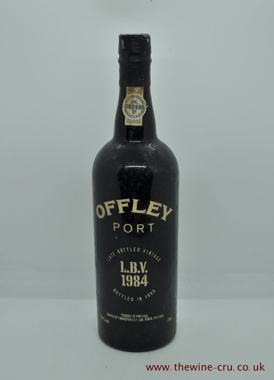 1984 late bottled vintage port wine. The bottle is in general good condition. Immediate delivery. Free local delivery. Gift wrapping available.