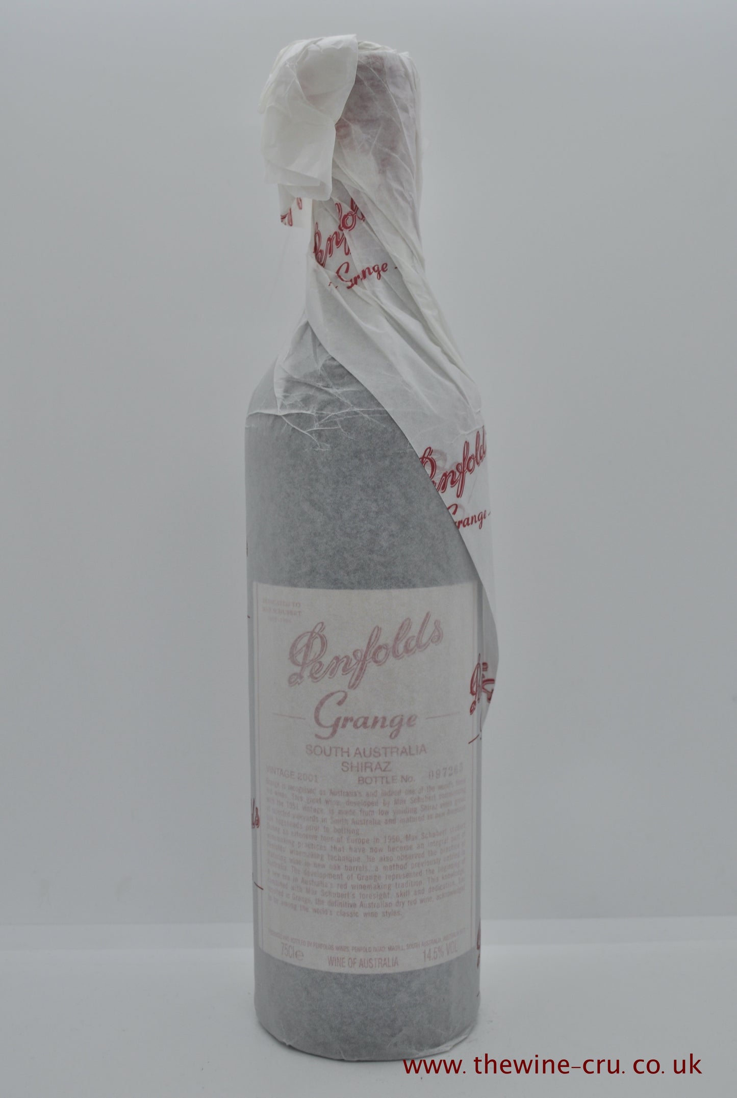 2001 vintage red wine from Australia. The bottle is in good condition. Immediate delivery. Free local delivery. Gift wrapping available.