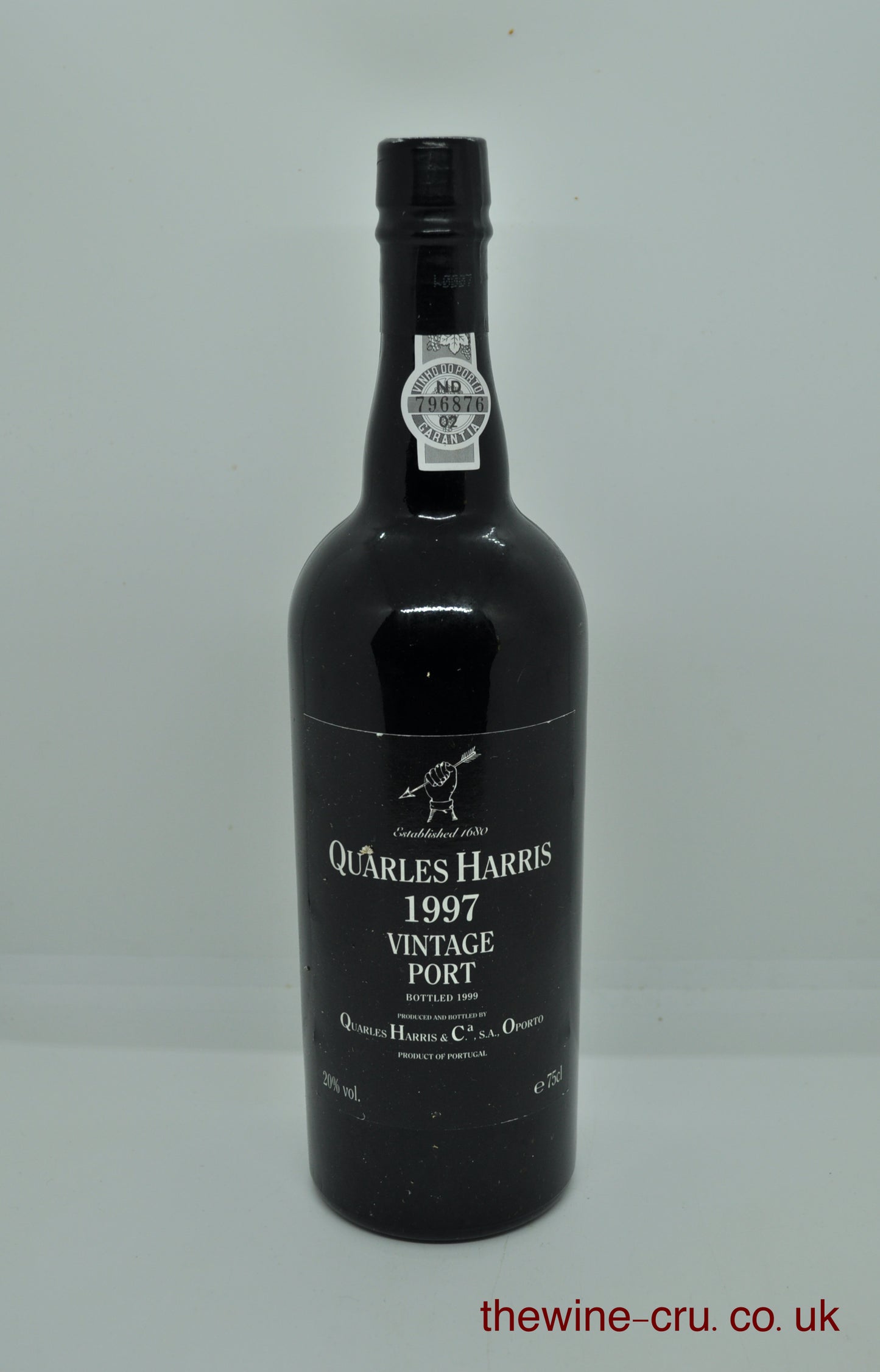 1997 vintage port wine. The bottle is in excellent condition. Immediate delivery. Free local delivery. Gift wrapping available.