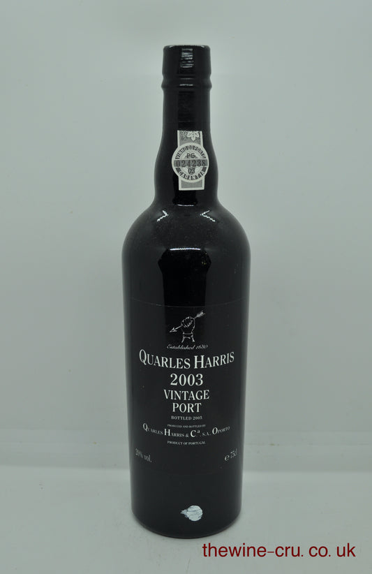2003 vintage port wine. The bottle is in excellent condition. Immediate delivery. Free local delivery. Gift wrapping available.