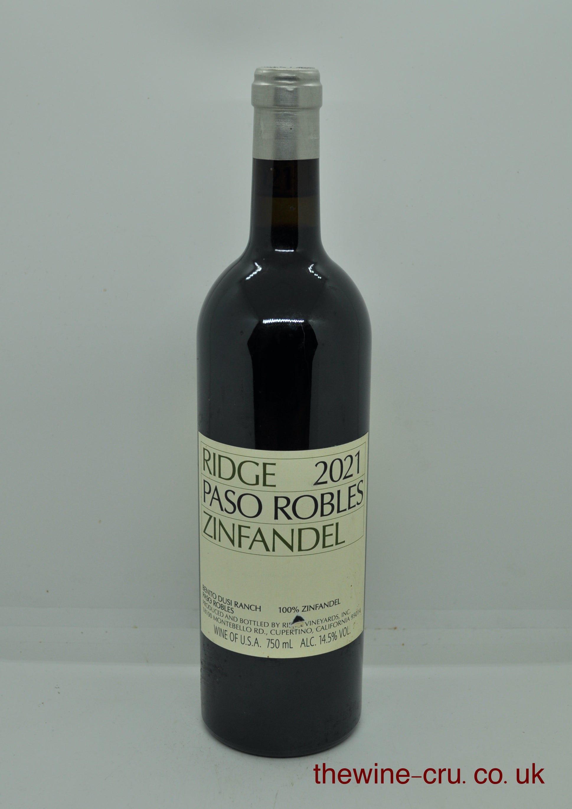 2021 vintage red wine. The bottle is in good condition. Immediate delivery. Free local delivery. Gift wrapping available.