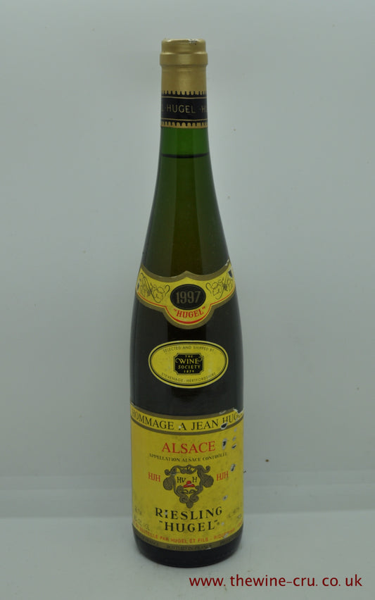 1997 vintage white wine. The bottle is in good condition. Immediate delivery. Free local delivery. Gift wrapping available.