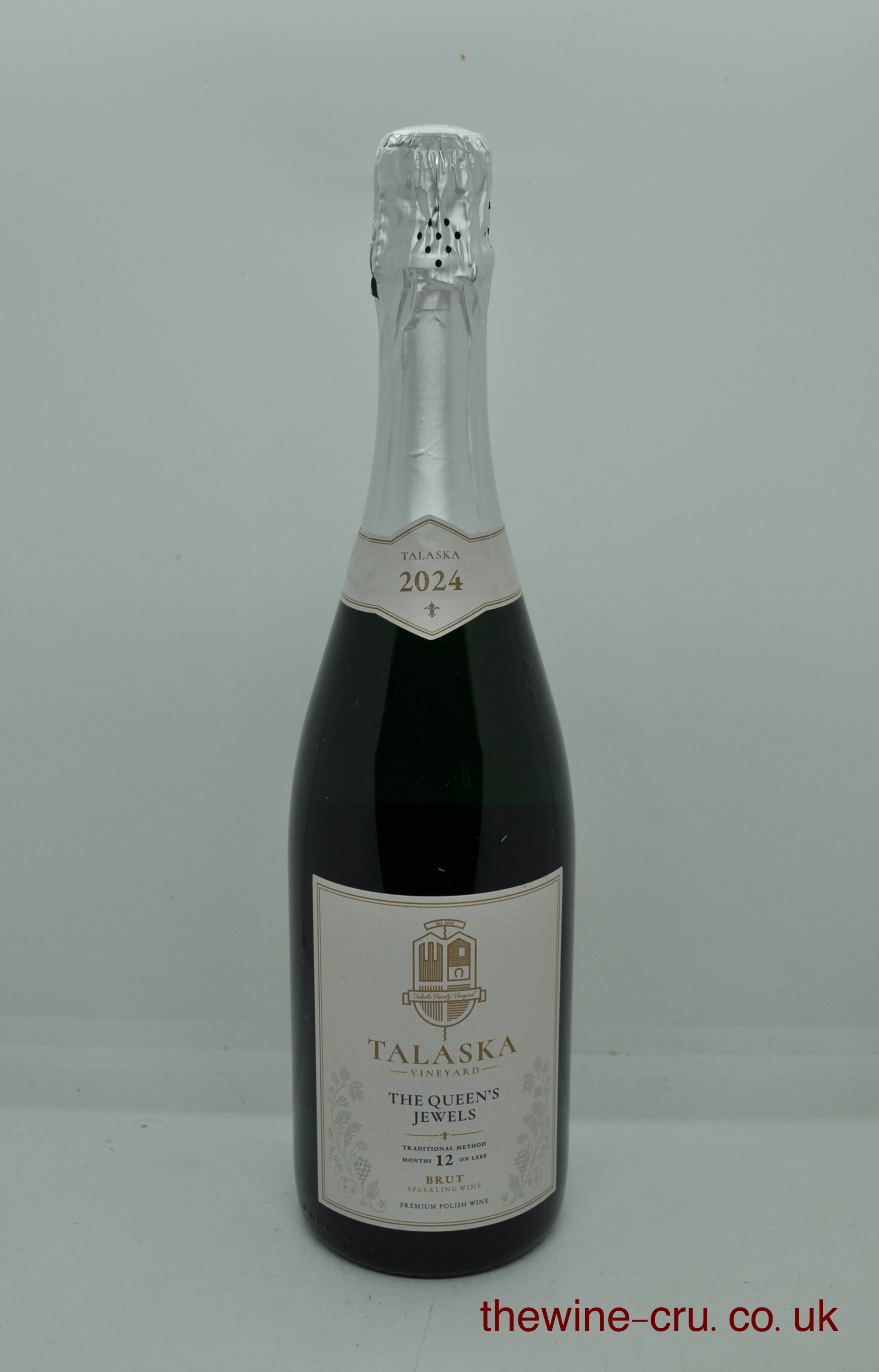 2024 vintagebrut sparkling wine.The bottle is in excellent condition. Immediate delivery. Free local delivery. Gift wrapping available.