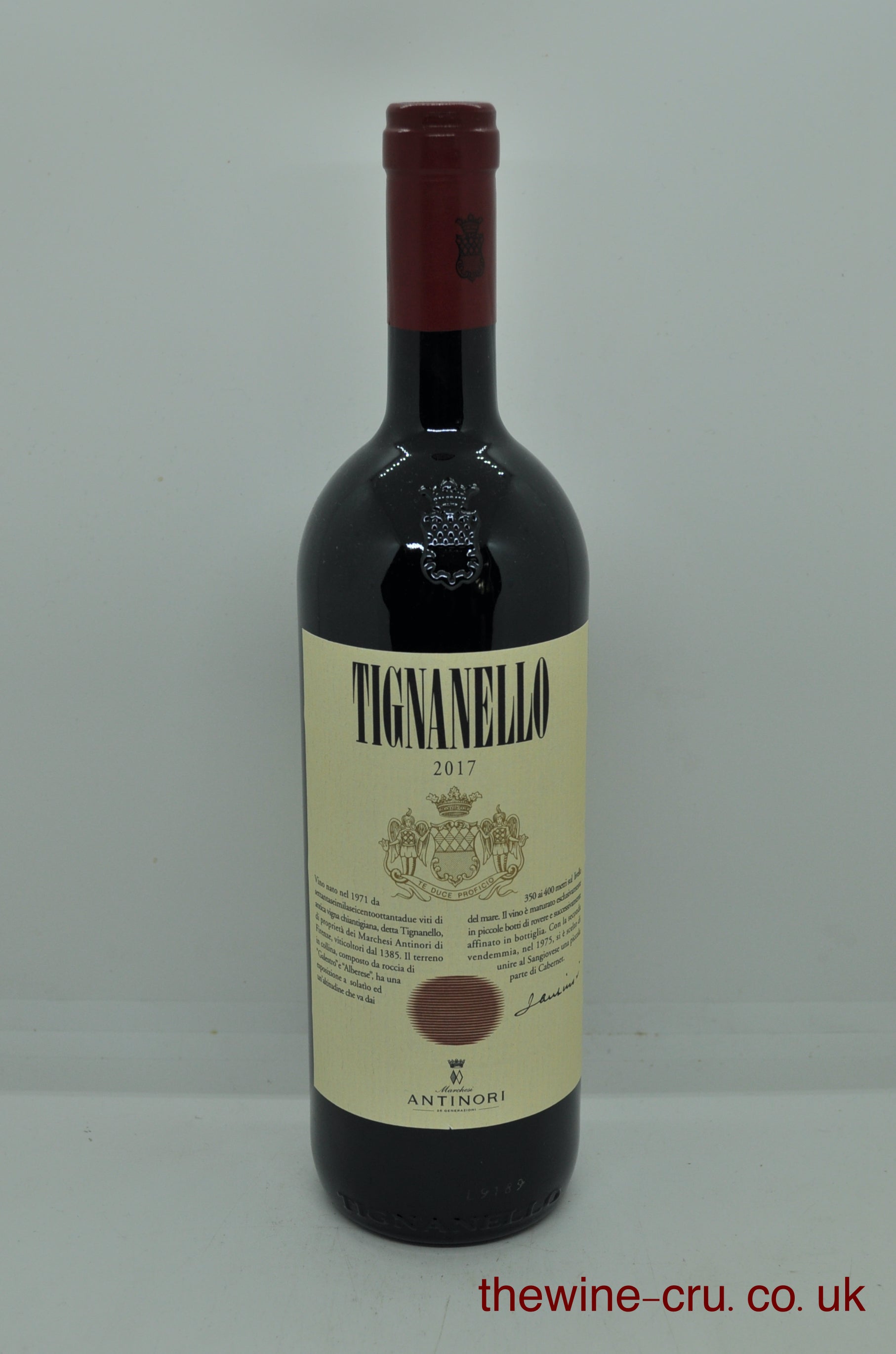 2017 vintage red wine from Italy. The bottle is in excellent condition. Immediate delivery. Free local delivery. Gift wrapping available.