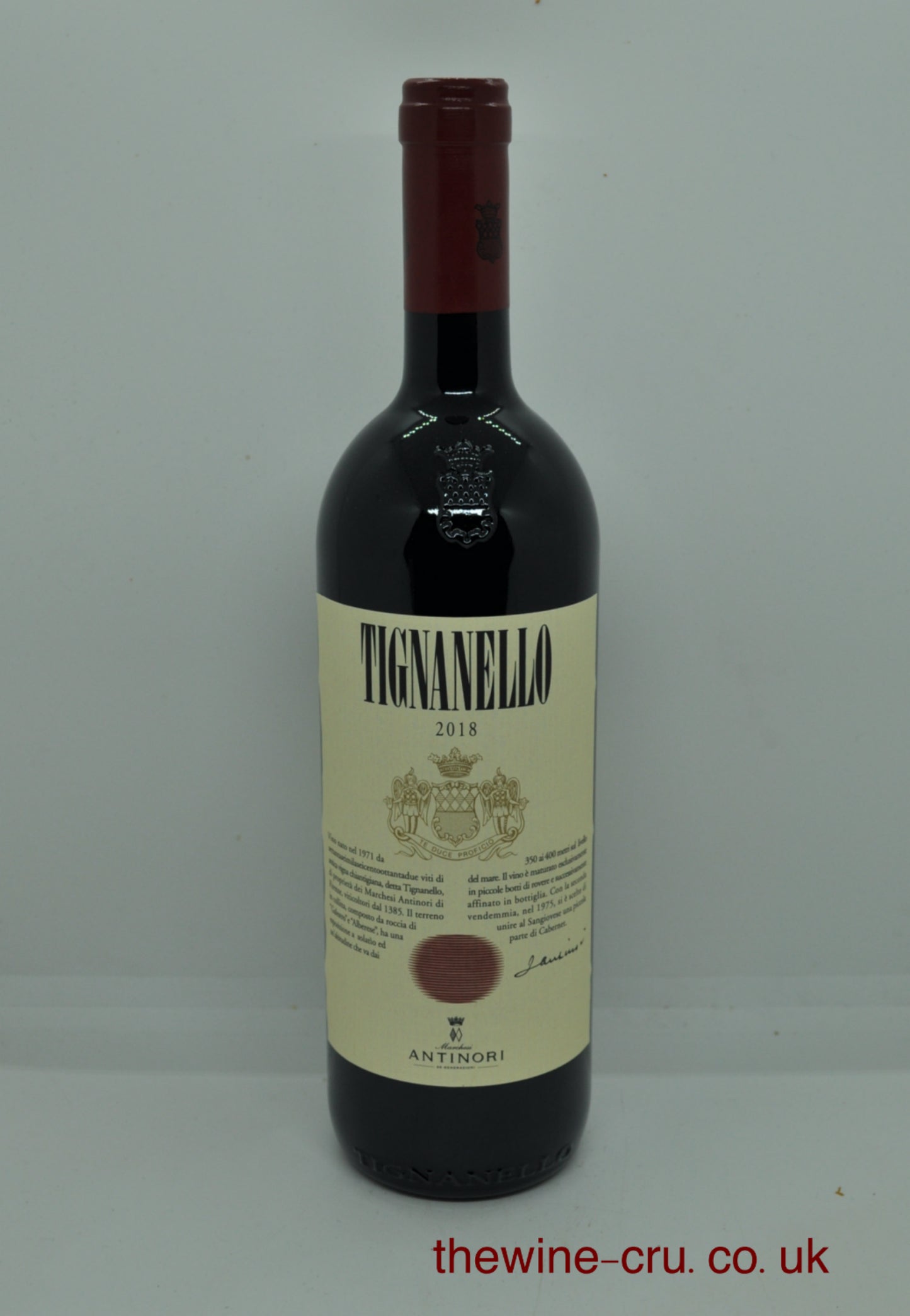 2018 vintage red wine. The bottle is in excellent condition. Immediate delivery. Free local delivery. Gift wrapping available.