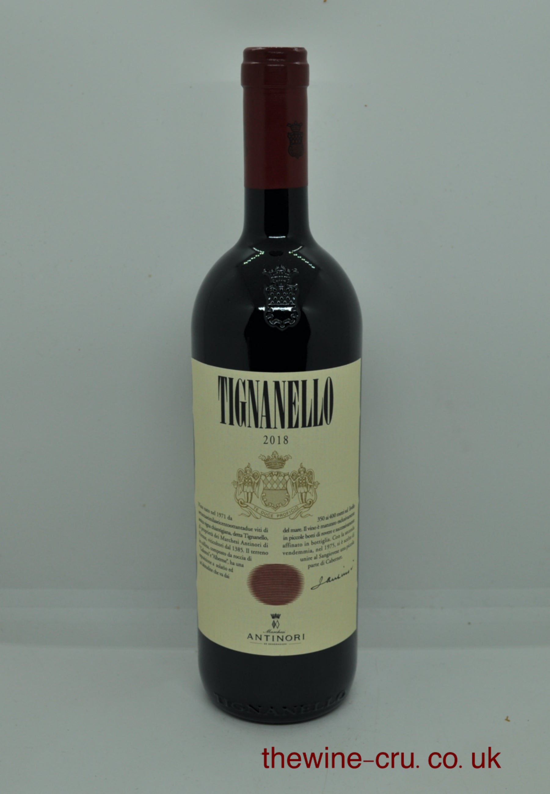2018 vintage red wine. The bottle is in excellent condition. Immediate delivery. Free local delivery. Gift wrapping available.